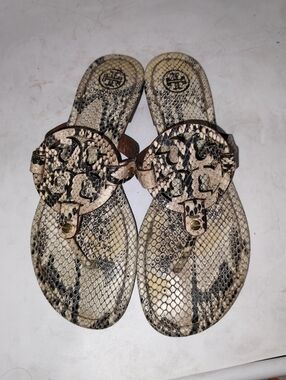 Tory Burch Miller Python Sz 8